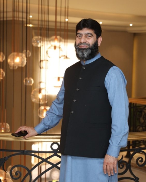 Maqbool Ahmad Khan – CEO and Founder of VisionPlus Opticians