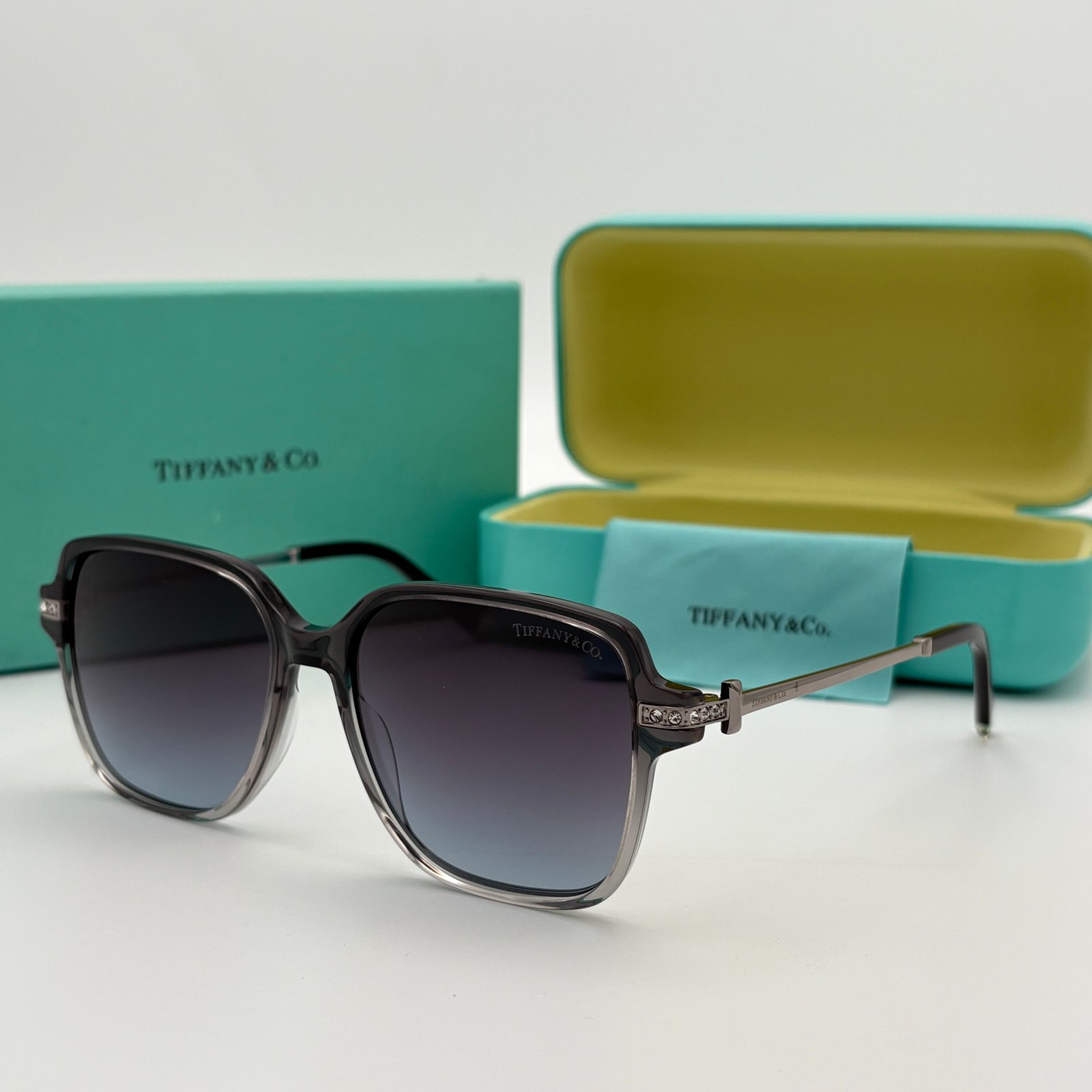 Tiffany & Co. - custom