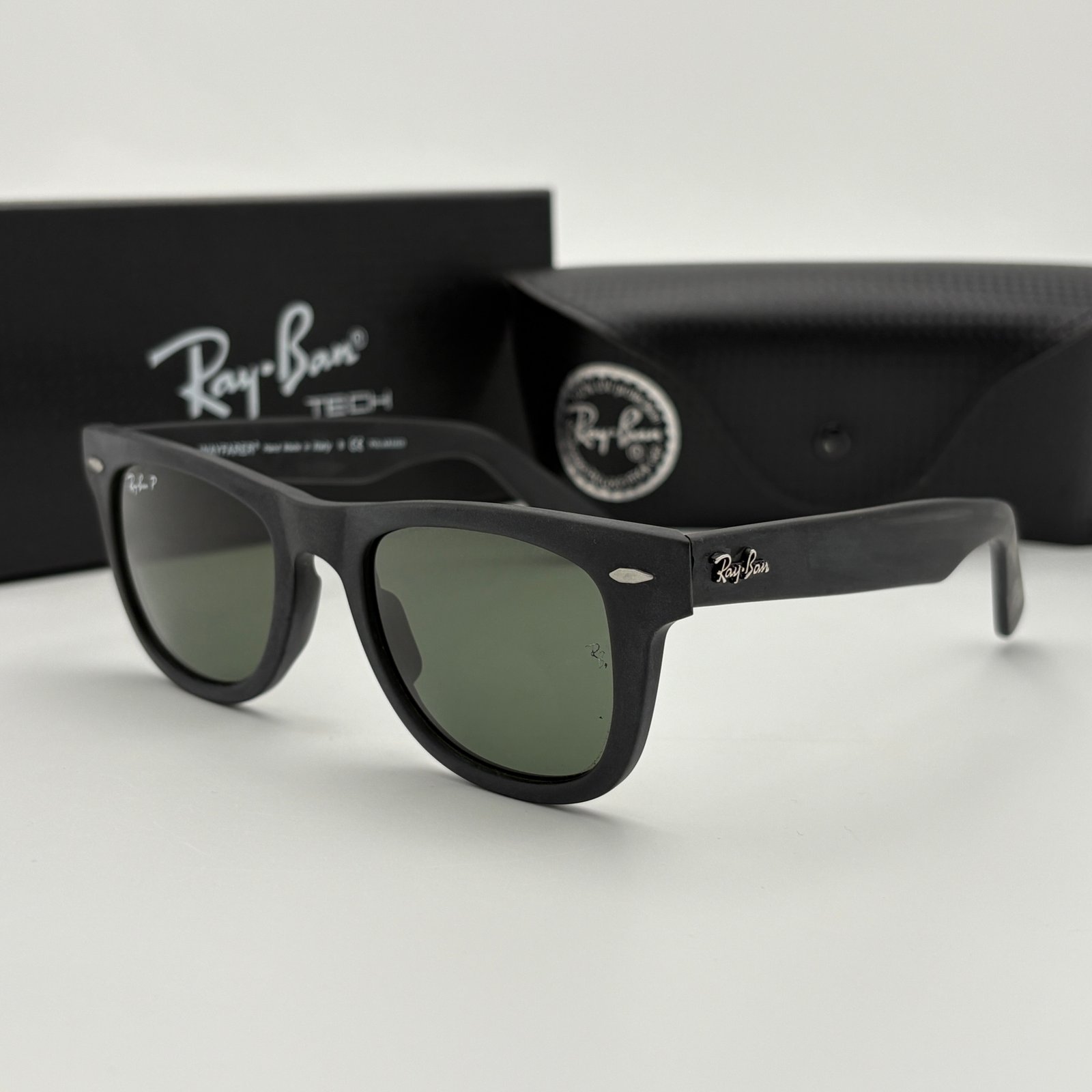 MATT-BLACK  WAYFARER