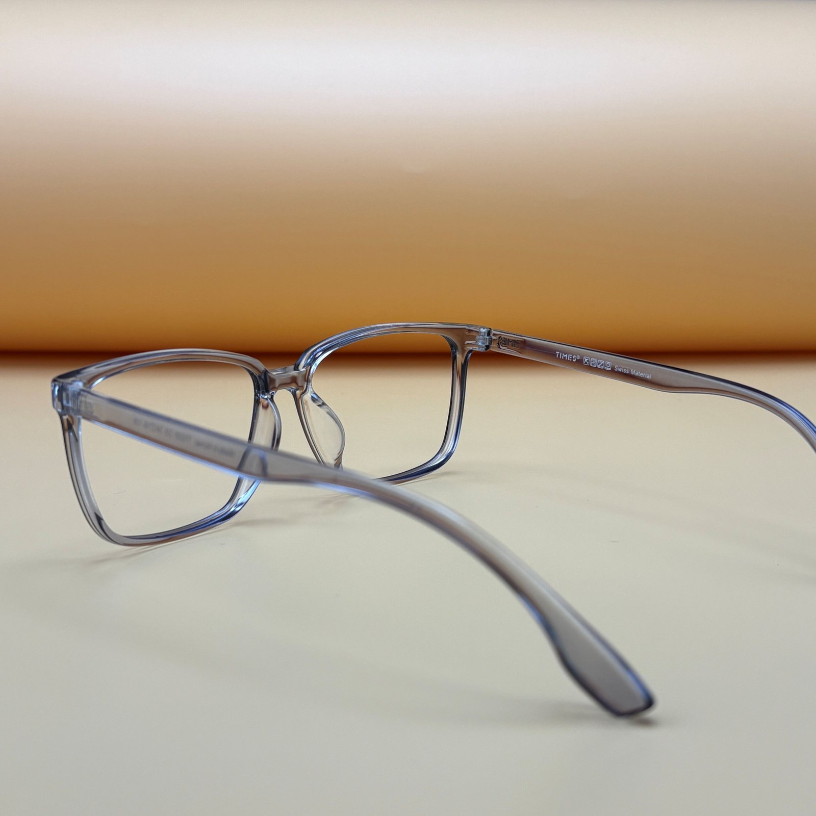 Lightweight Transparent - 