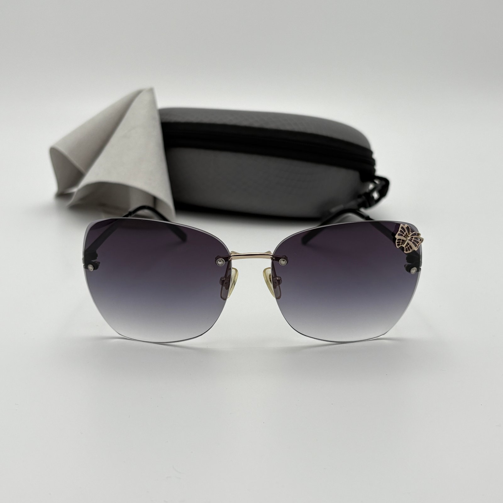 GUCCI 4217S