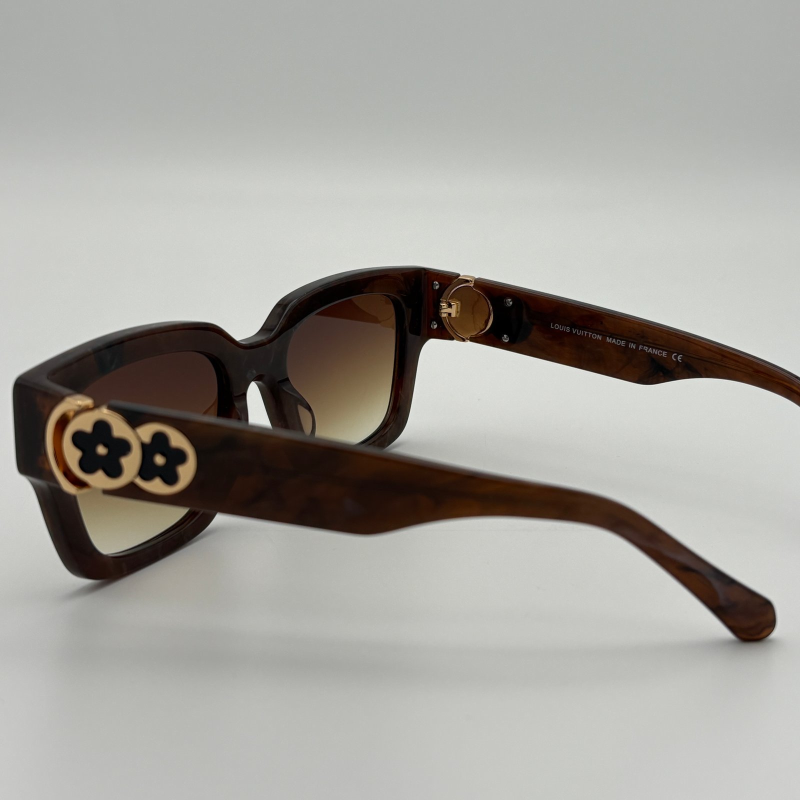 Louis Vuitton Ladies - custom