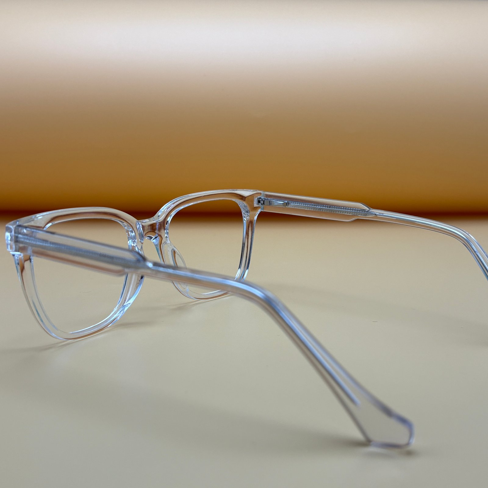 Transparent Round - 