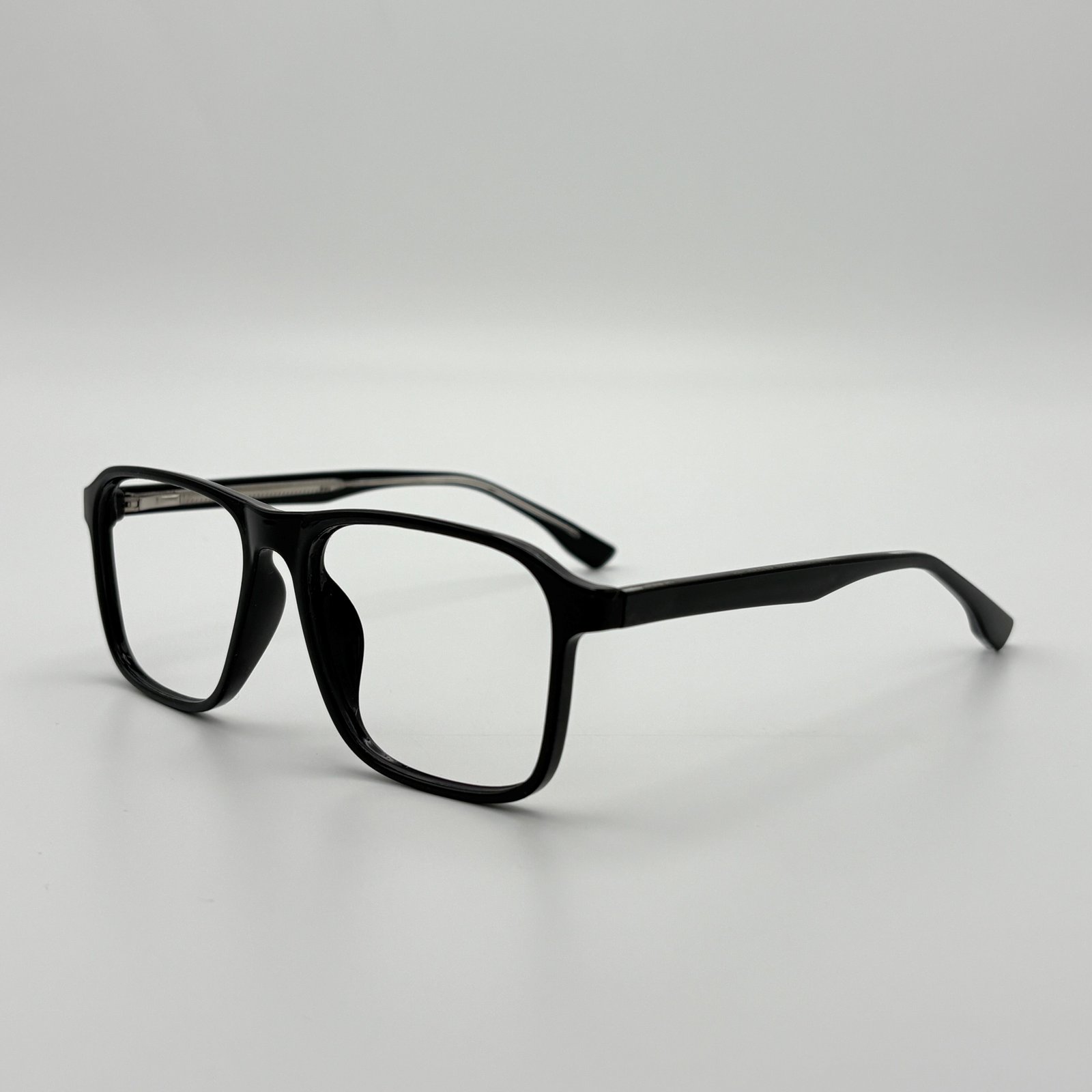 Modern Black - Black