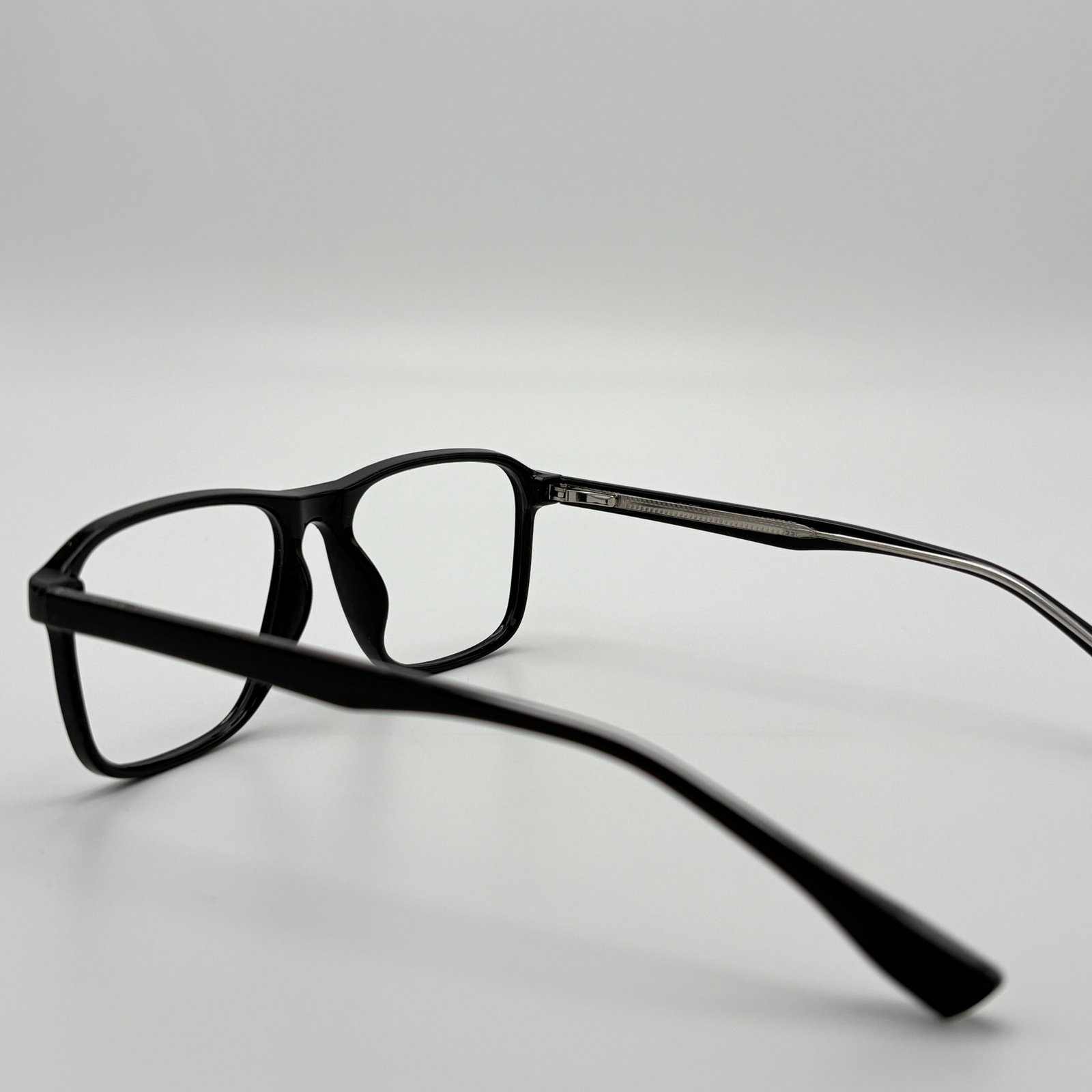 Modern Black - 