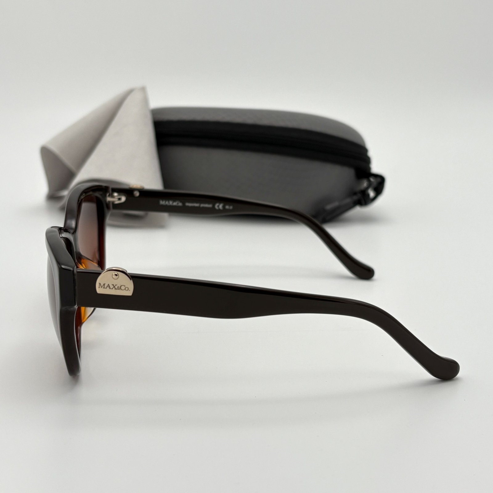 Max&Co - custom