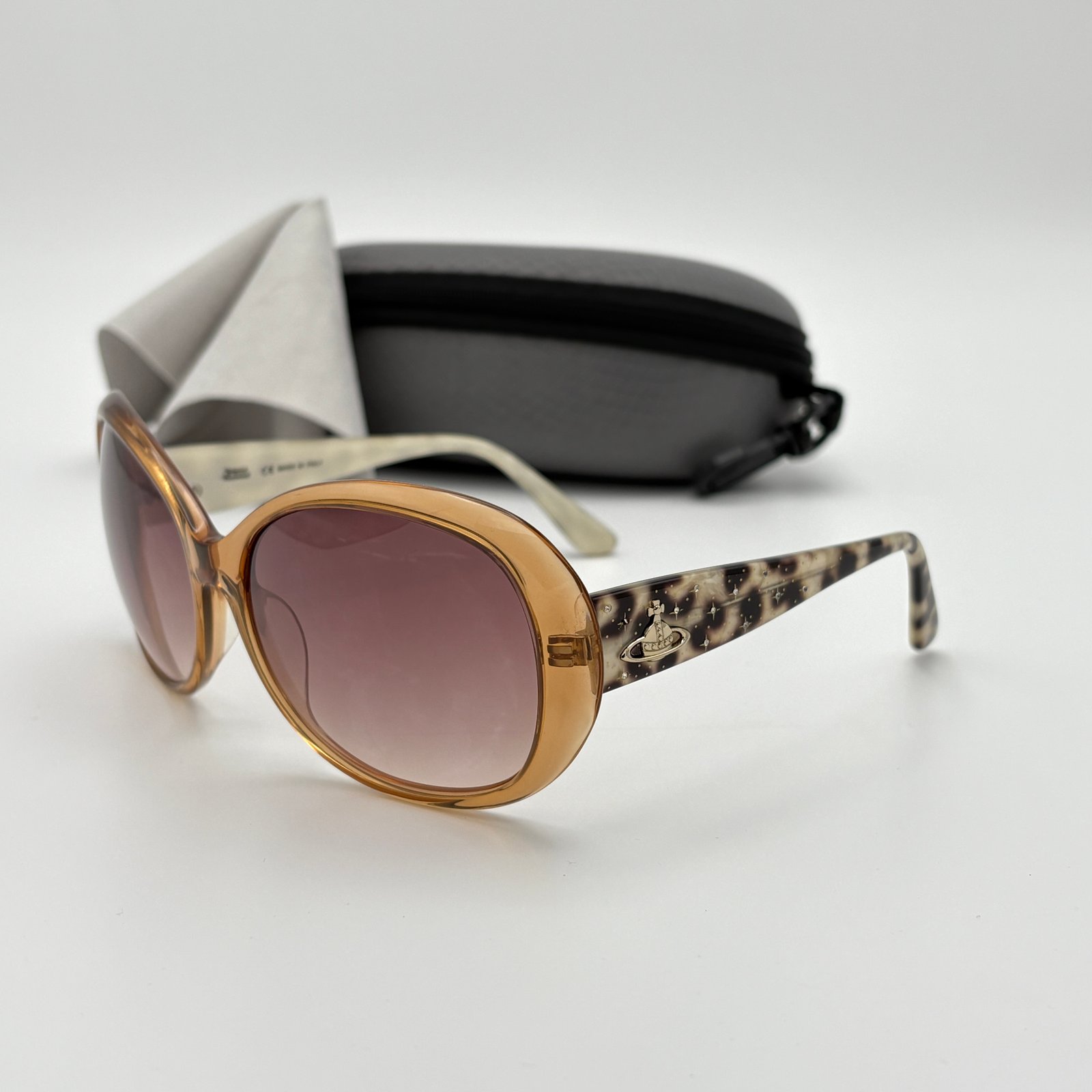 West Wood 717 - 